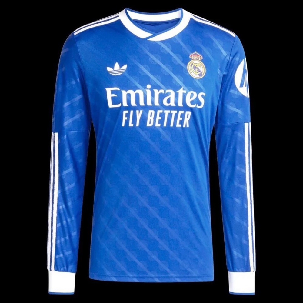 ✨Host pick✨Adidas Real Madrid Blue Real Madrid Long Sleeve Jersey